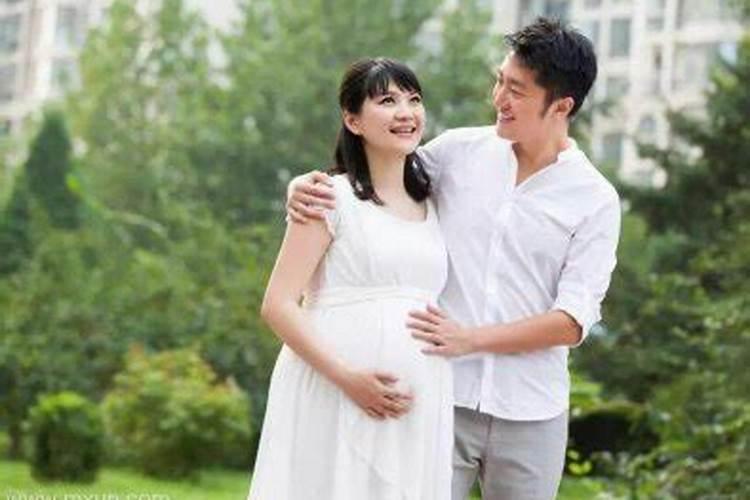 梦见男友和别人在一起了还要和别人结婚