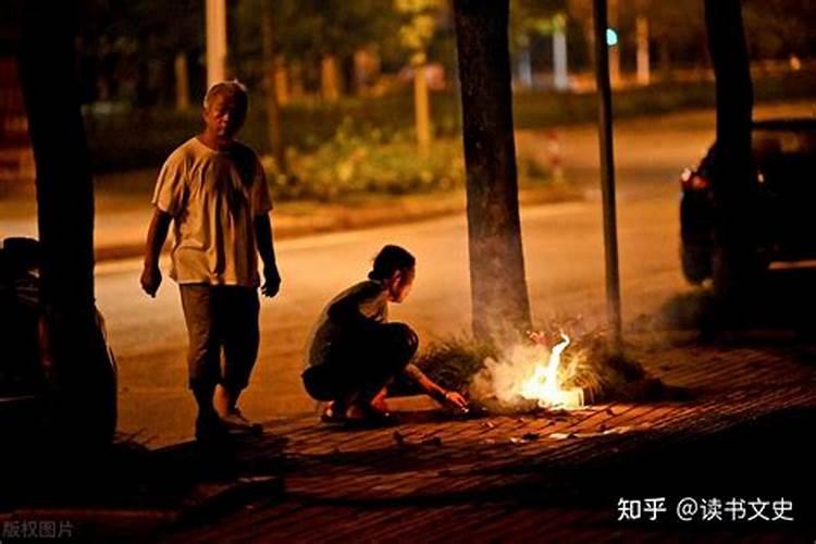 七月十五下雨能上坟吗