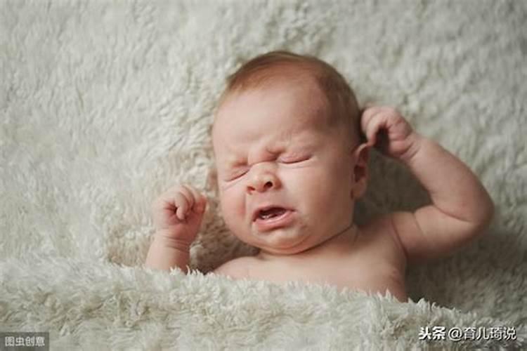 新生儿睡梦中突然大哭是什么原因