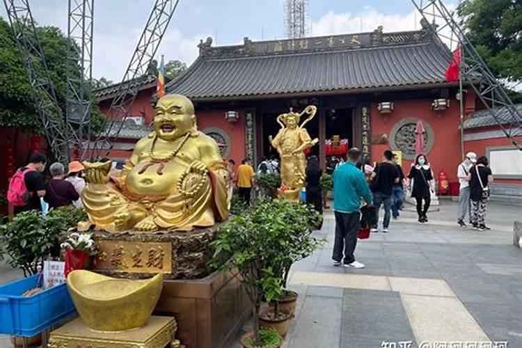 飞来峰的财神庙在哪