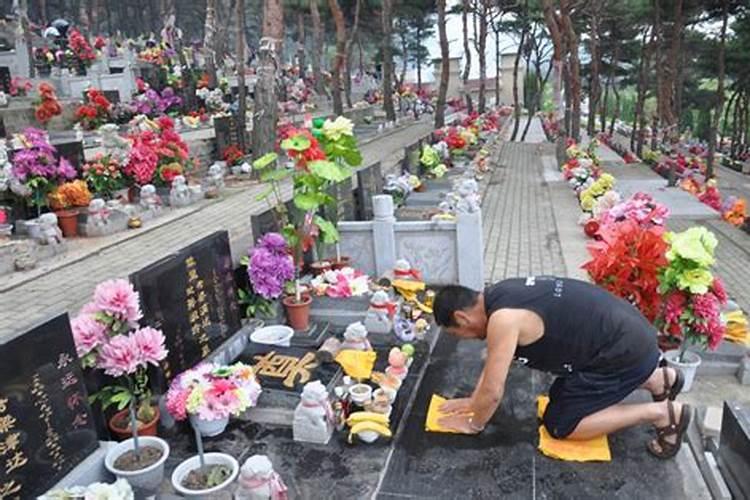 中元节祭祀小孩能去吗