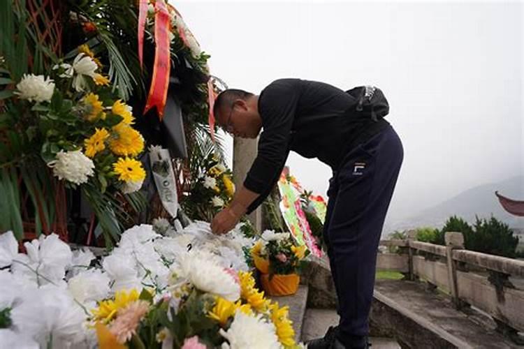 清明祭扫烈士活动感想