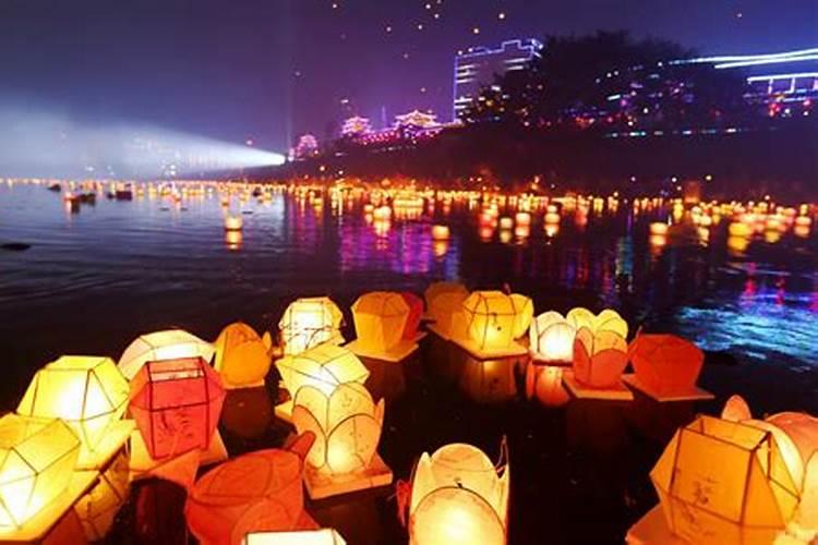 中元节放河灯的来历和传说
