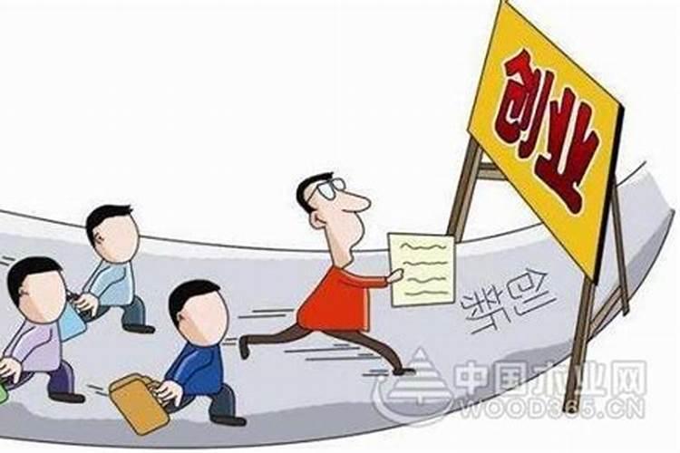 梦见地上全是蛇无法走路