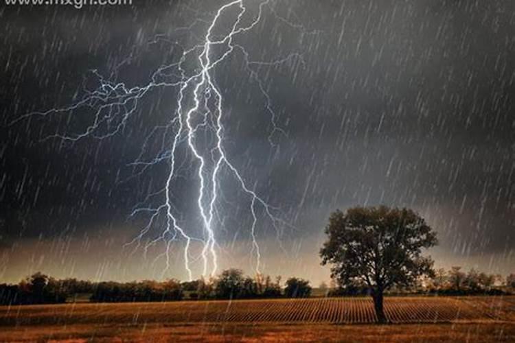 梦见打雷闪电好不好